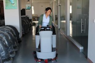 大型車庫地面清潔設(shè)備,大型車庫地面清潔系統(tǒng),大型車庫地面清洗_機(jī)械及行業(yè)設(shè)備_世界工廠網(wǎng)中國產(chǎn)品信息庫