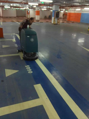晉城洗地機 晉城車庫停車場餐廳 食堂洗地機 擦地機 學校廣場掃地機圖片_高清圖_細節圖