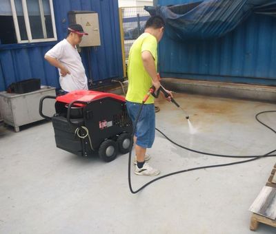 工業地面清洗機什么牌子好,工業地面清洗
