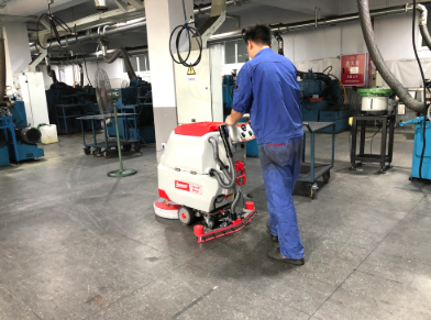 成都市洗地機可以清洗成都市車間的油污嗎?